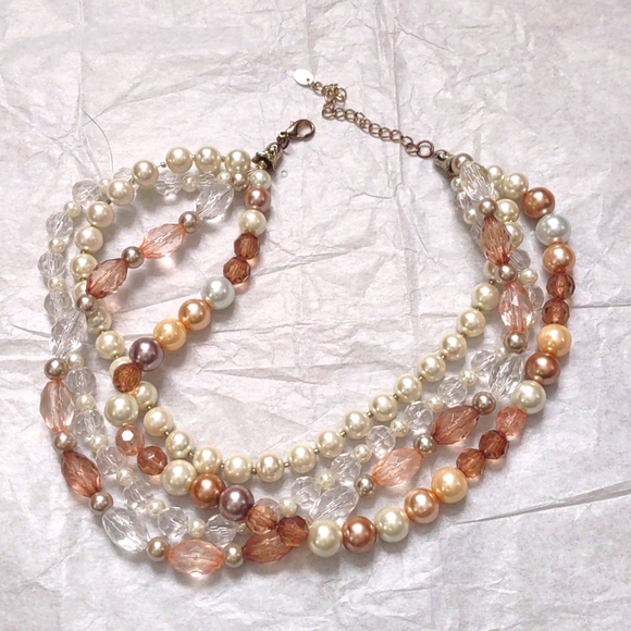 Multi strand Necklace With earrings Colors include Pearl, clear, brown and tan. - Picture 1 of 11
